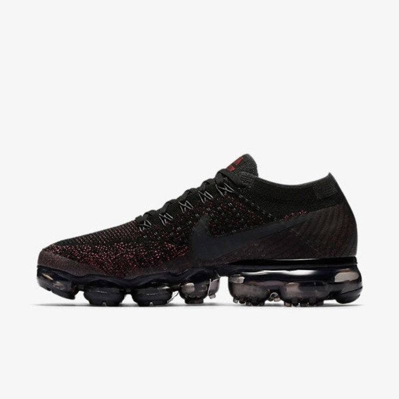 Vapormax store wine red